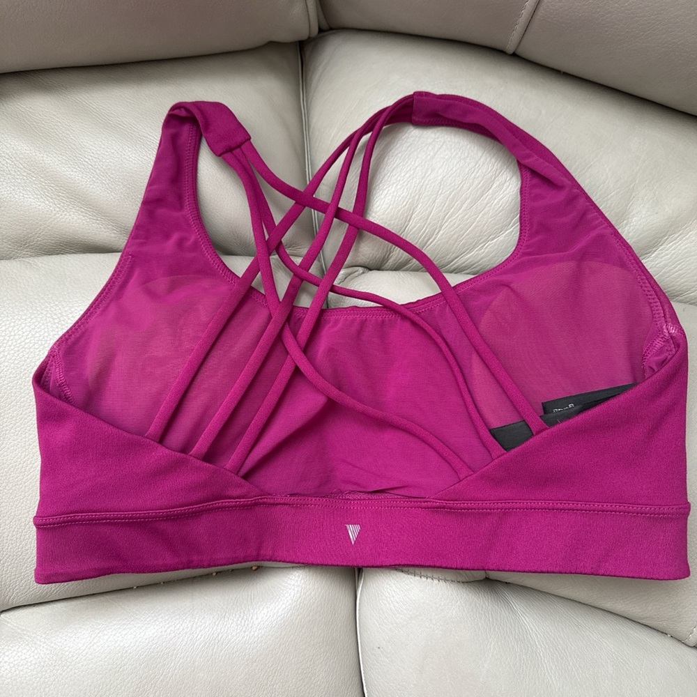 Victoria Secret on point sports bra